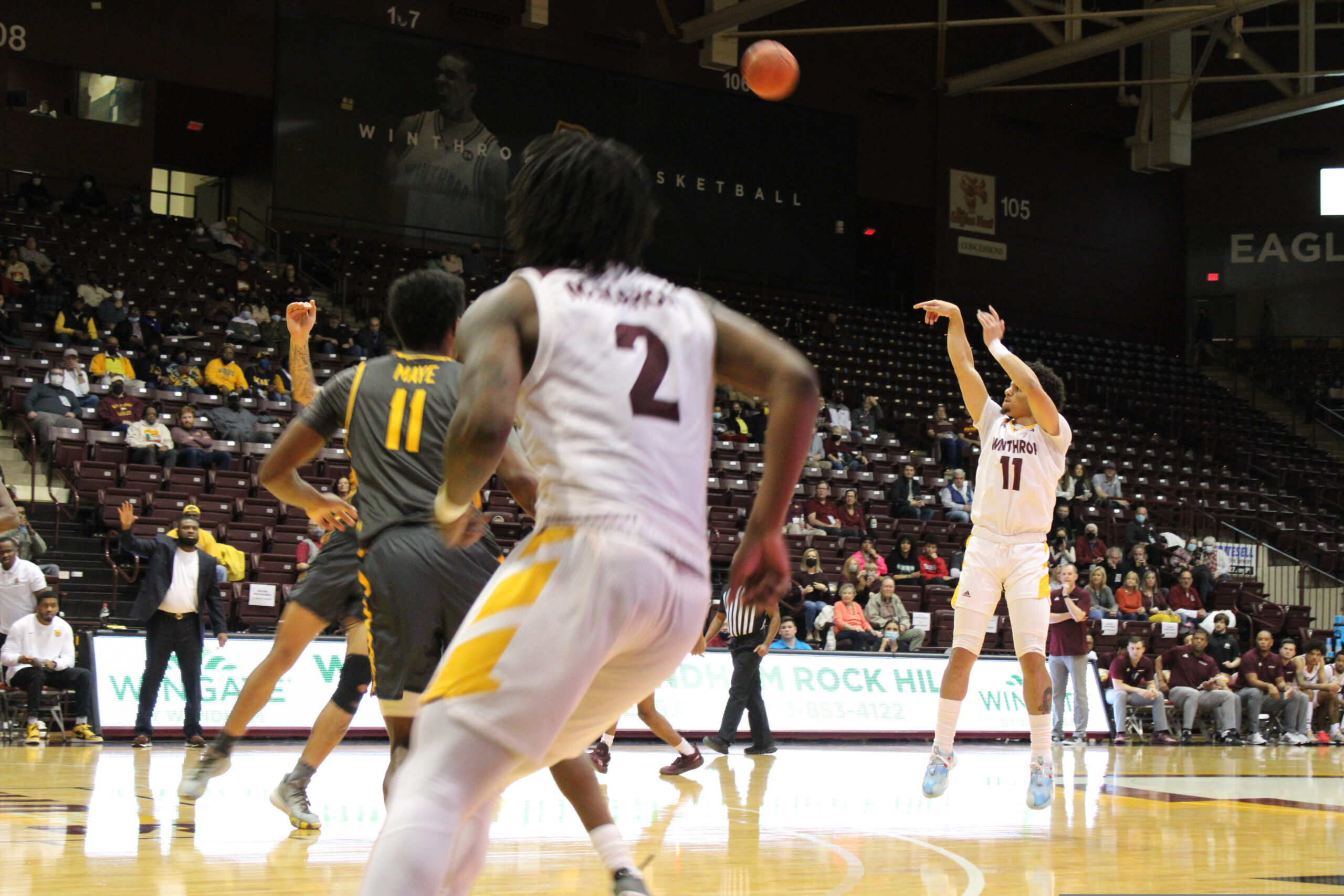 Winthrop wins soundly in latest two men’s basketball victories