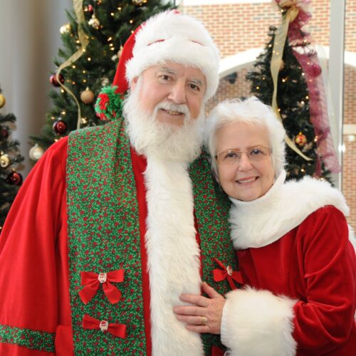 Remembering Charles William “Bill” Davis, a.k.a. Santa Claus as “a part of the Winthrop family”