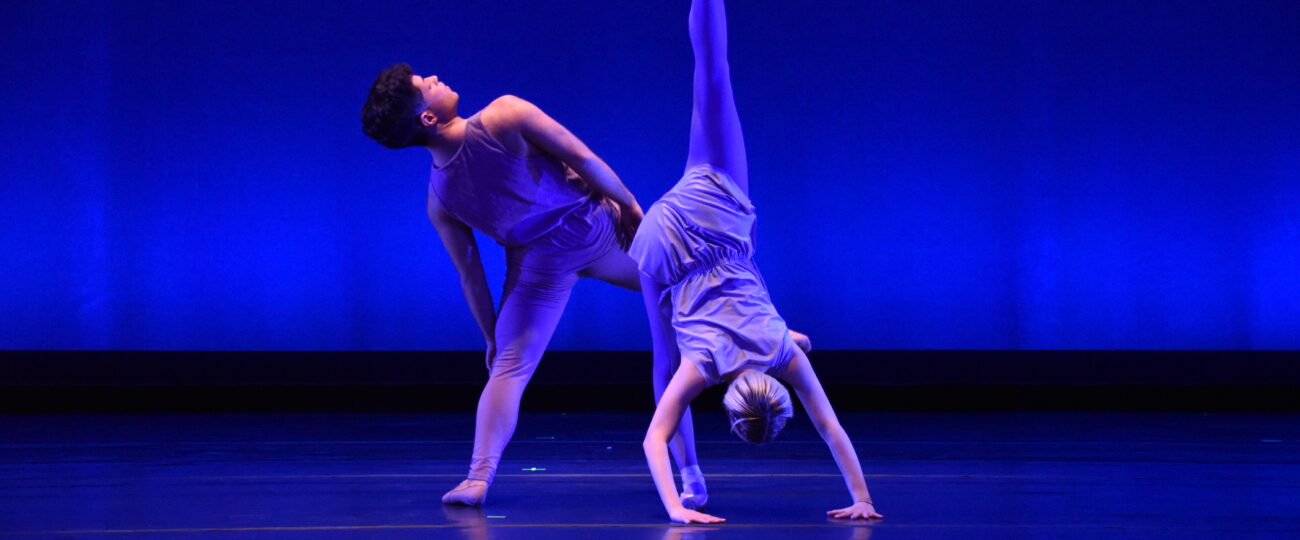 Two Winthrop Students perform at Fall Dance Showcase 2022.